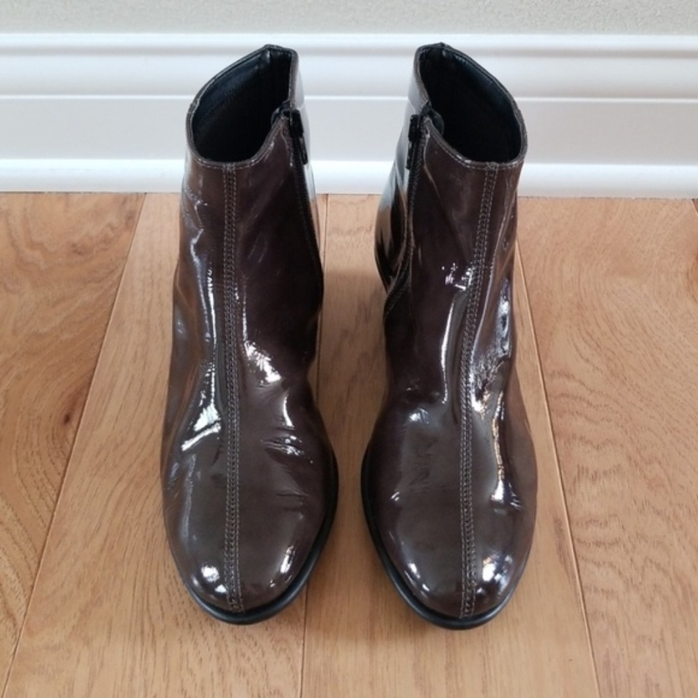 Flexx Labyrinth Patent Boot LIKE NEW